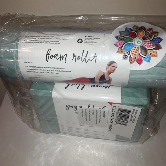 SOLD OUT NWT 2 pack Yoga Roller/Square Blocks - Picture 2 of 13